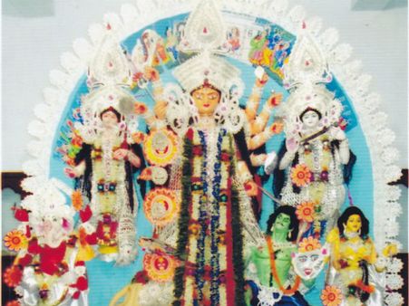 হাওড়া রায় বাড়ির পুজো : খড়্গের এক কোপে ‘বলি’ হয়েছিল ‘মায়ের বাহন’, সেই থেকেই বন্ধ বলিদান