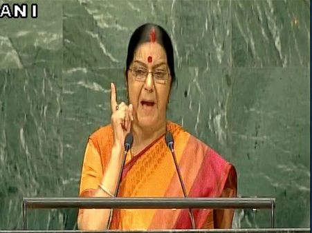 সন্ত্রাসবাদের স্বর্গরাজ্য পাকিস্তান: জাতি সংঘের মঞ্চে বিস্ফোরক সুষমা