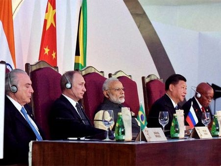 সার্ক বয়কট করে ব্রিকস-এ আবার সেই পাকিস্তানকে নিয়েই চর্চা কেন?