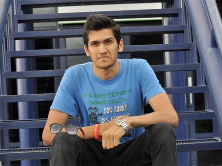 'পেটা কিউটেস্ট ভেজিটেরিয়ান' প্রতিযোগিতার ফাইনালে বেঙ্গালুরুর একমাত্র ছাত্র কুশল!