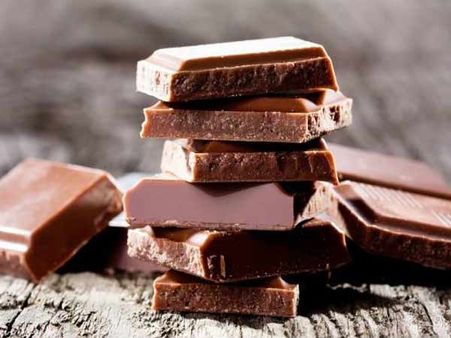 চুরি করতে এসে শুধু ক্যাডবেরি নিয়ে গেল চোর, কাগজে লিখে চেয়ে গেল ক্ষমাও!