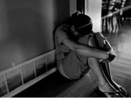 ফাঁকা বাসে তরুণীকে ধর্ষণের চেষ্টা কন্ডাক্টারের, সম্মান বাঁচাতে চলন্ত বাস থেকে ঝাঁপ