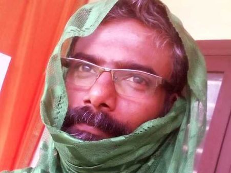 সোস্যাল মিডিয়ায় জাতীয় সঙ্গীতের অপমান, দেশদ্রোহের অভিযোগে গ্রেফতার সাহিত্যিক