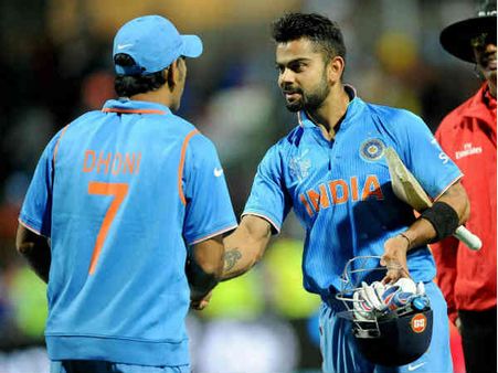 অধিনায়ক হিসাবে প্রথম সিরিজ জেতা কোহলিকে কি উপহার দিলেন ধোনি?