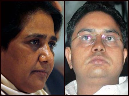 কয়েক বছরে সম্পত্তি বেড়েছে ১৩০০ কোটি টাকা! আয়কর দফতরের কড়া নজরে মায়াবতীর ভাই!