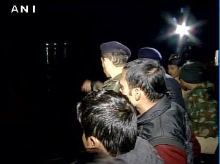 ৪০ যাত্রী নিয়ে গঙ্গার বুকে নৌকাডুবি, মৃত ২৪, নিখোঁজ বহু