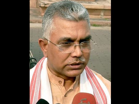 চিটফান্ড কাণ্ড ঢাকতেই শিশুপাচারে ফাঁসানো হচ্ছে বিজেপিকে, তোপ দিলীপের