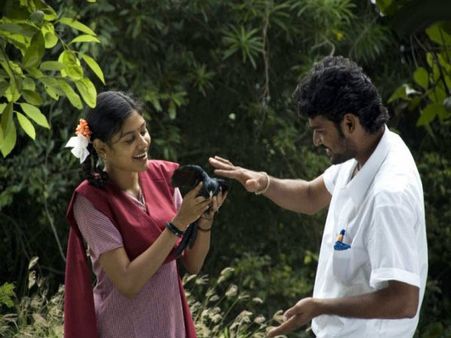 সিনেমায় প্রভাবিত হয়ে ১৩ বছর বয়সে গর্ভধারণ! আদালতের সমন সেন্সর বোর্ডকে