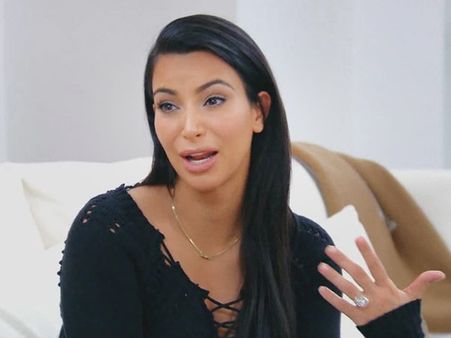 ভেবেছিলাম ধর্ষিত হব, কিন্তু ওরা টাকা নিয়েই পালাল, প্যারিস ডাকাতি নিয়ে মুখ খুললেন কিম কার্ডাশিয়ান