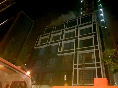 কলকাতার হোটেলে ভয়াবহ আগুন, পুড়ে মৃত ২ আবাসিক, আটক হোটেলের মালিক