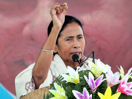 নাম না করে বিজেপিকে আক্রমণ মুখ্যমন্ত্রীর, ‘ভেদাভেদের প্ররোচনায় কেউ পা দেবেন না’