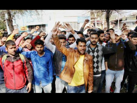 শিক্ষাঙ্গনে বহিরাগত তাণ্ডব, অপসারিত মন্ত্রীপুত্র, বহিষ্কৃত তৃণমূল ছাত্র পরিষদ নেতা