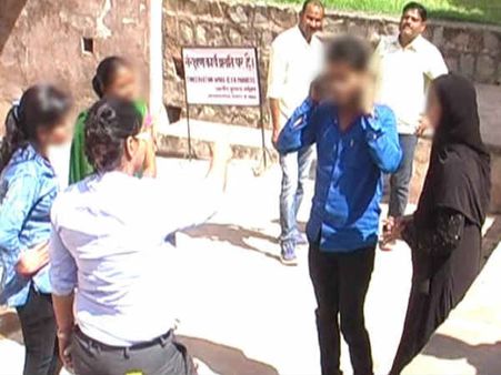 উত্তরপ্রদেশের 'অ্যান্টি রোমিও স্কোয়াড' এর পর হরিয়ানায় তৈরি 'দুর্গা বাহিনী'