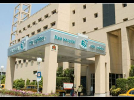 অ্যাপোলোয় শিশুমৃত্যু : হেলথ রেগুলেটরি কমিশনে অভিযোগ বাবা-মায়ের