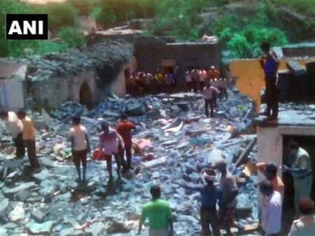 মধ্যপ্রদেশে বেআইনি বাজি কারখানায় বিস্ফোরণ, মৃত কমপক্ষে ৭