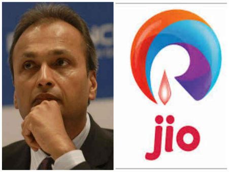 মুকেশের রিলায়েন্স জিও-র জন্য ভাই অনিলের রিলায়েন্স কমিউনিকেশনের ব্যবসা প্রায় লাটে ওঠে বলে