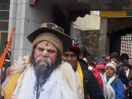 চিনের নিষেধাজ্ঞাকে বুড়ো আঙুল দেখিয়ে, বিকল্প যাত্রাপথে মানস সরোবরে তীর্থযাত্রীরা