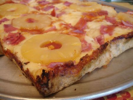 পিৎজা তো খান, কিন্তু আনারস দিয়ে পিৎজা বানিয়ে বিশ্বখ্যাত হওয়া এই মানুষটিকে চেনেন, তিনি আর নেই