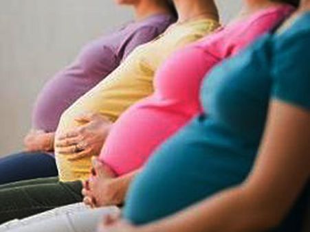 গর্ভাবস্থায় নারীর কামনা-বাসনা ঠিক নয়! এই কথা খোদ কেন্দ্রীয় মন্ত্রকের! ভাইরাল খবর