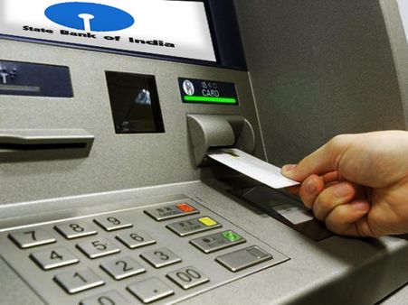 এটিএম থেকে চেকবুক, সবক্ষেত্রে এবার ফ্রি সার্ভিস বন্ধ করছে এসবিআই, জানুন