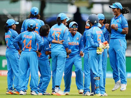চাকরিতে পদোন্নতি -র হিড়িক, ভারতীয় মহিলা ক্রিকেটারদের কি এতদিনে মনে পড়ল কর্তৃপক্ষের
