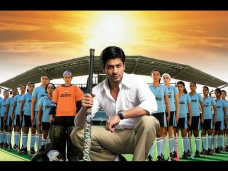 লর্ডস-এর বুকে আজ কি 'চক দে ইন্ডিয়া', টুইটারে 'কবির খান' শাহরুখের ভোকাল টনিক হরমনপ্রীতদের