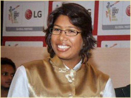 আর কত অবহেলিত হবেন ঝুলন, লর্ডস-এর বাঙালি বীরাঙ্গনার সম্বর্ধনা এখনও বিশ-বাঁও জলে