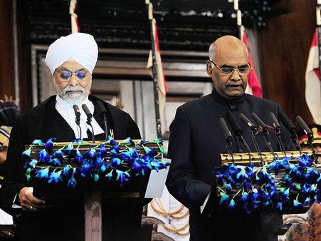 ঐক্যের বার্তা দিয়ে দেশের চতুর্দশতম রাষ্ট্রপতি হিসেবে শপথ নিলেন রামনাথ কোবিন্দ