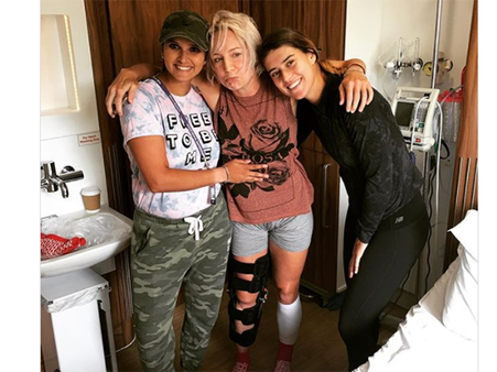 কখনও হাসপাতালে কখনও কোর্টে ফাইটার সানিয়া ফাইট শেখাচ্ছেন