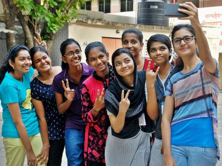 সিদ্ধান্তে ইউটার্ন, স্কুলে ব্যবসায়িক কাজকর্ম চলতে পারে, জানাল সিবিএসই