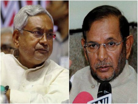 শরদ যাদবকে রাস্তা দেখালেন নীতীশ, ভাঙনের জন্য কংগ্রেসকেই দায়ী করল জেডিইউ