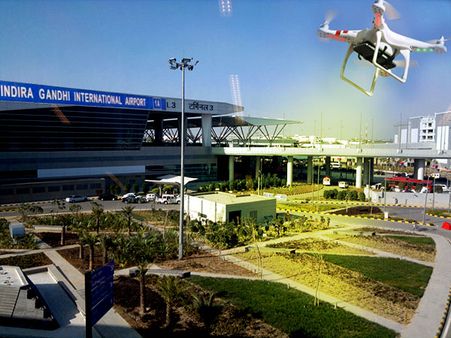 দিল্লি বিমানবন্দরের আকাশে উড়ন্ত বস্তু কি আসলে ভিনগ্রহণের যান, জল্পনা তুঙ্গে