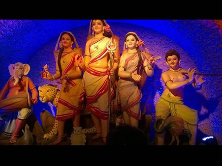 কলকাতার কোথায় কেমন থিম পুজো, দেখে নিন একনজরে