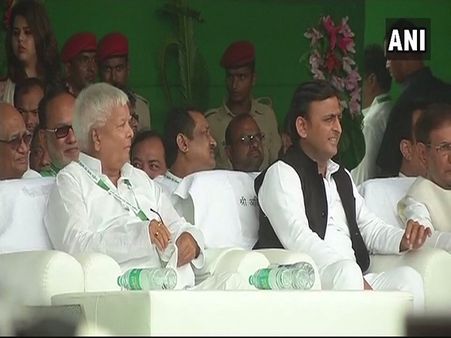 কোথায় গিয়ে থামবেন লালুপ্রসাদ, এবার সভাস্থলের ছবিতেও কারচুপি