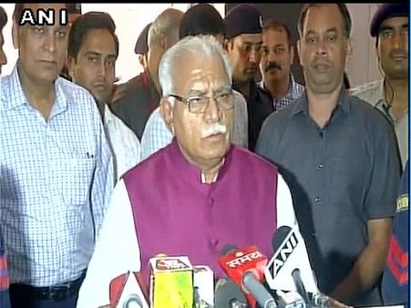 হরিয়ানার পরিস্থিতি সামলাতে ব্যর্থ হয়েও স্বীকার করতে রাজি নন মুখ্যমন্ত্রী খট্টর