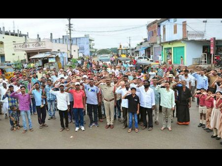 জাতীয় সঙ্গীতের জন্য রোজ স্তব্ধ হয় তেলেঙ্গানার এই গ্রাম, এমন এক কাহিনি যা নজিরবিহীন