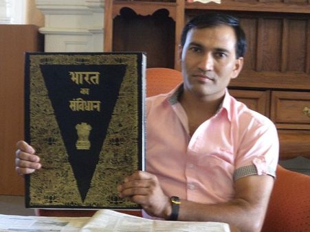 দেবী দুর্গাকে নিয়ে আপত্তিকর পোস্ট, দিল্লি বিশ্ববিদ্যালয়ের অধ্যাপকের বিরুদ্ধে এফআইআর