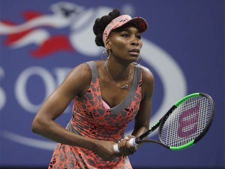 ইতিহাস গড়ে ইউএস ওপেনের সেমিতে ভেনাস, শেষ চারের লক্ষ্যে সানিয়া