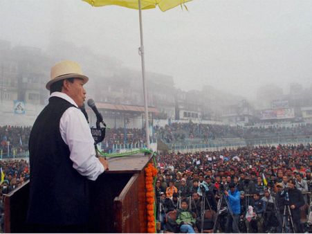 ফের দার্জিলিংয়ে ঢুকে অশান্তির ছক গুরুংয়ের, সংগঠন ধরে রাখতে প্রকাশ্যে জনসভার ইঙ্গিত