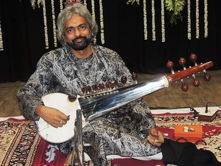 'এ যেন মা-কে হারানো', গিরিজা দেবীর প্রয়াণে স্মৃতি চারণায় সরোদিয়া দেবজ্যোতি বসু