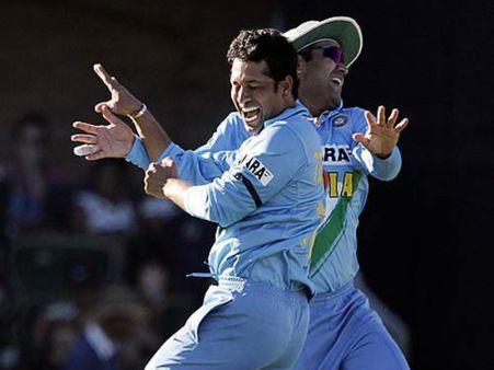 জন্মদিনে সেহওয়াগ ভাসলেন অভিনন্দনের বন্যায়, সবচেয়ে মজার টুইট কে করলেন জানেন