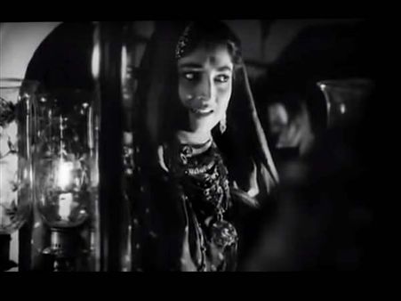 ভূত চতুর্দশীতে দেখতে পারেন বাংলার সেরা এই ভূতের ছবিগুলি