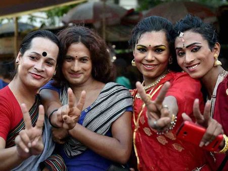 ট্রান্সজেন্ডারদের জন্য অভিনব নিয়ম আনছে ভারতীয় রেল