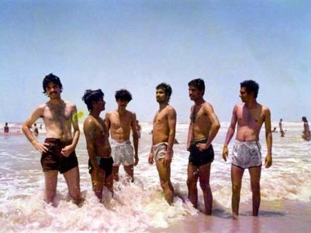 দিঘার সৈকতে ২৯ বছর আগের এক ছবি, যা ফিরিয়ে দিল বন্ধুত্বের এক অসামান্য কাহিনি