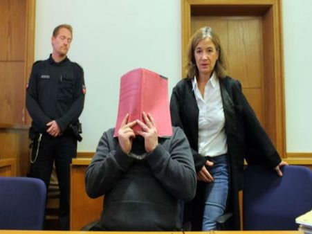 জার্মানিতে পুরুষ নার্সের বীভৎস 'উপায়', ১০০-র বেশি রোগীকে খুনের অভিযোগ