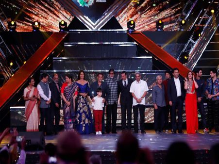 বির্তক আর চাঁদের হাটে সমাপ্ত হল গোয়া আন্তর্জাতিক চলচ্চিত্র উৎসব, তারই এক ঝলক