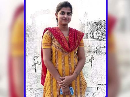 উত্তরপাড়ার ছায়া গড়িয়ায়, চাকরি না করায় স্বামীর রোষে স্ত্রী, অস্বাভাবিক মৃত্যু বধূর