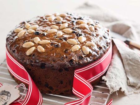 বড়দিন মানেই শুধুই কেকের উৎসব, কলকাতার এই জায়গাগুলোতে কেক খাওয়ার জন্য হানা দিতেই পারেন