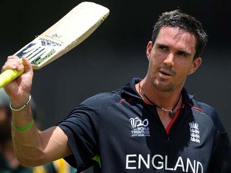 ধাওয়ানের পর এবার পিটারসন, এমিরেটসের বিরুদ্ধে তোপ দাগলেন ইংলিশ তারকা