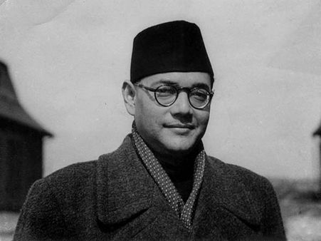 নেতাজি -র জন্মবার্ষিকীতে শ্রদ্ধাবনত ওয়ান ইন্ডিয়া বাংলার, নেতাজি-র জীবনের  কিছু অধ্যায় ফিরে দেখা 